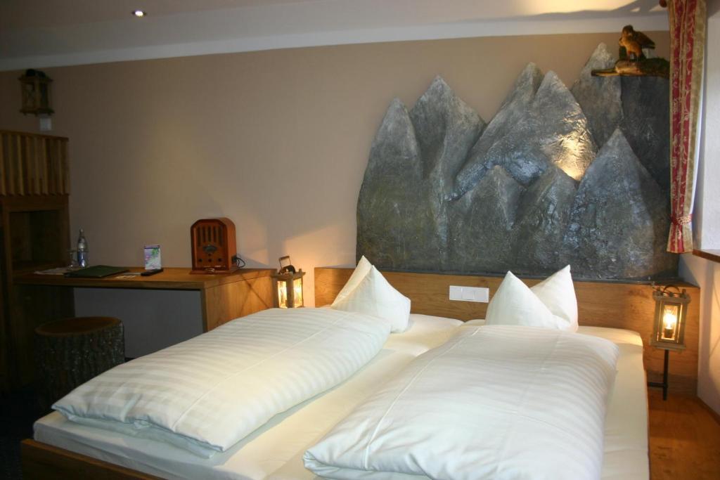 Aparthotel Falkenstein - Metzgerei Schwaiger - Flintsbach